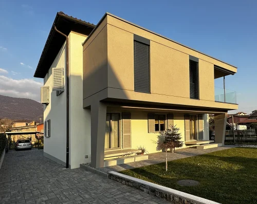 AMPLIAMENTO E RISTRUTTURAZIONE EDIFICIO PLURIFAMILIARE - COLDRERIO 3